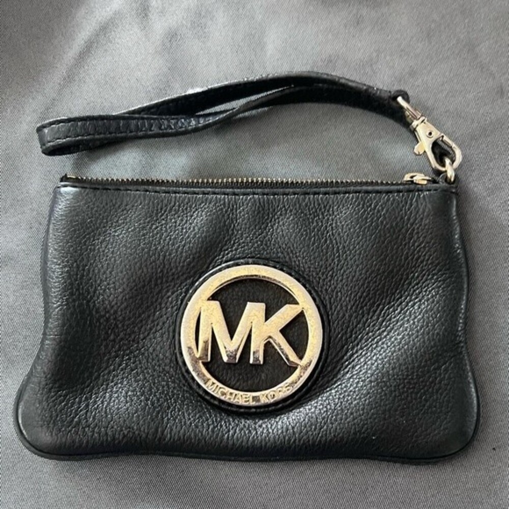 Michael Michael Kors Wristlet Black Leather with Gold Emblem mini bag